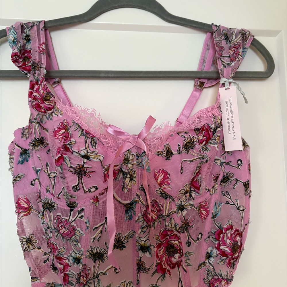Victoria's Secret Pink Lace Floral Top